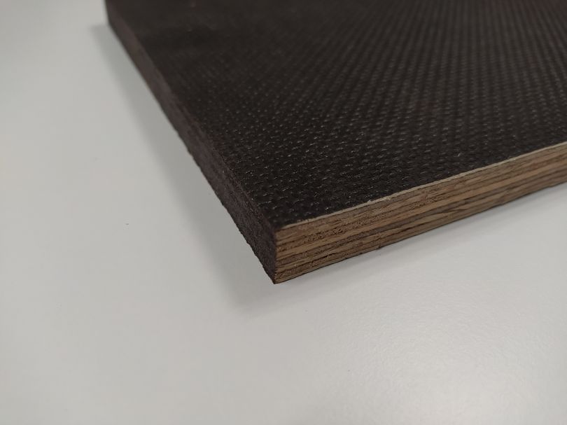 Combi Eucalyptus-Poplar Anti-slip Plywood China